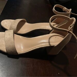 Elegant Tan Women's Block Heel Sandals